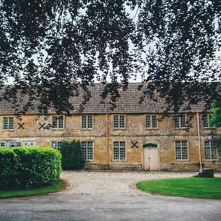 North Cadbury Court Coach Houses Exterior foto